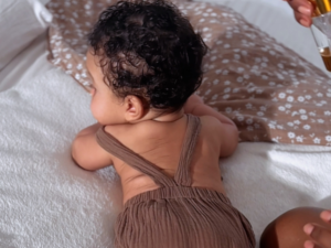 How to Give Your Baby an Oatmeal Bath